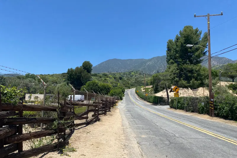 Chaney Trial in Altadena. Ahead, Angeles National Forest; left, Nuccio's Nursery.